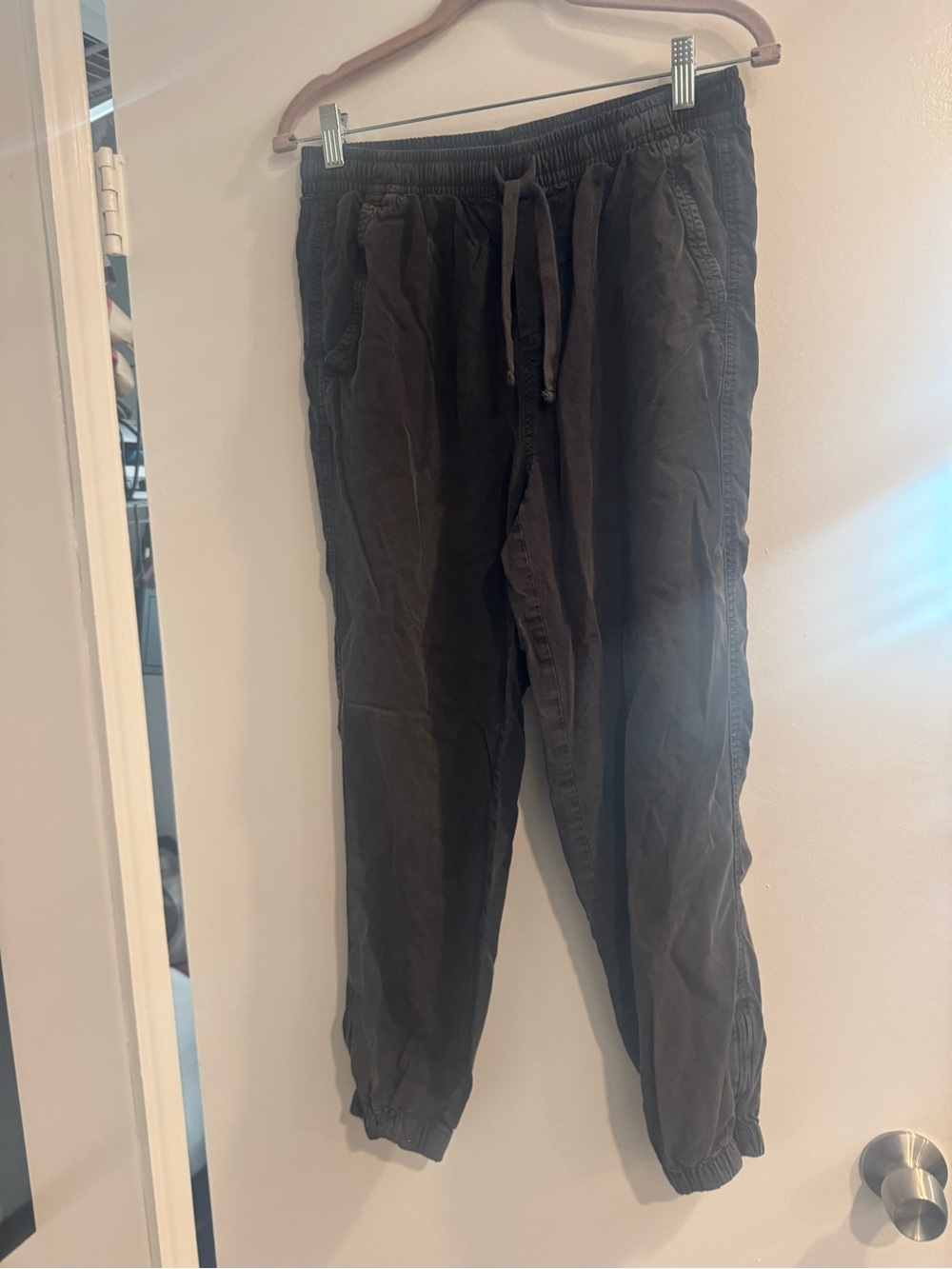 Aerie Lyocell Gray Jogger Pants Size Small Soft Lounge Casual